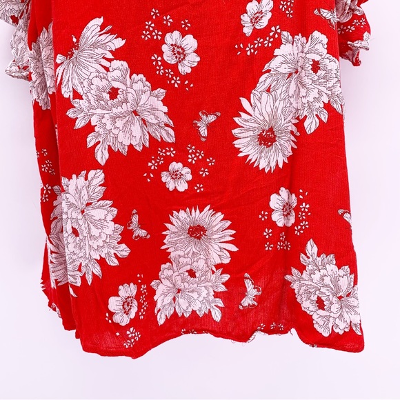 Skies Are Blue Red Floral Cold Shoulder Blouse Size Medium - Picture 4 of 7